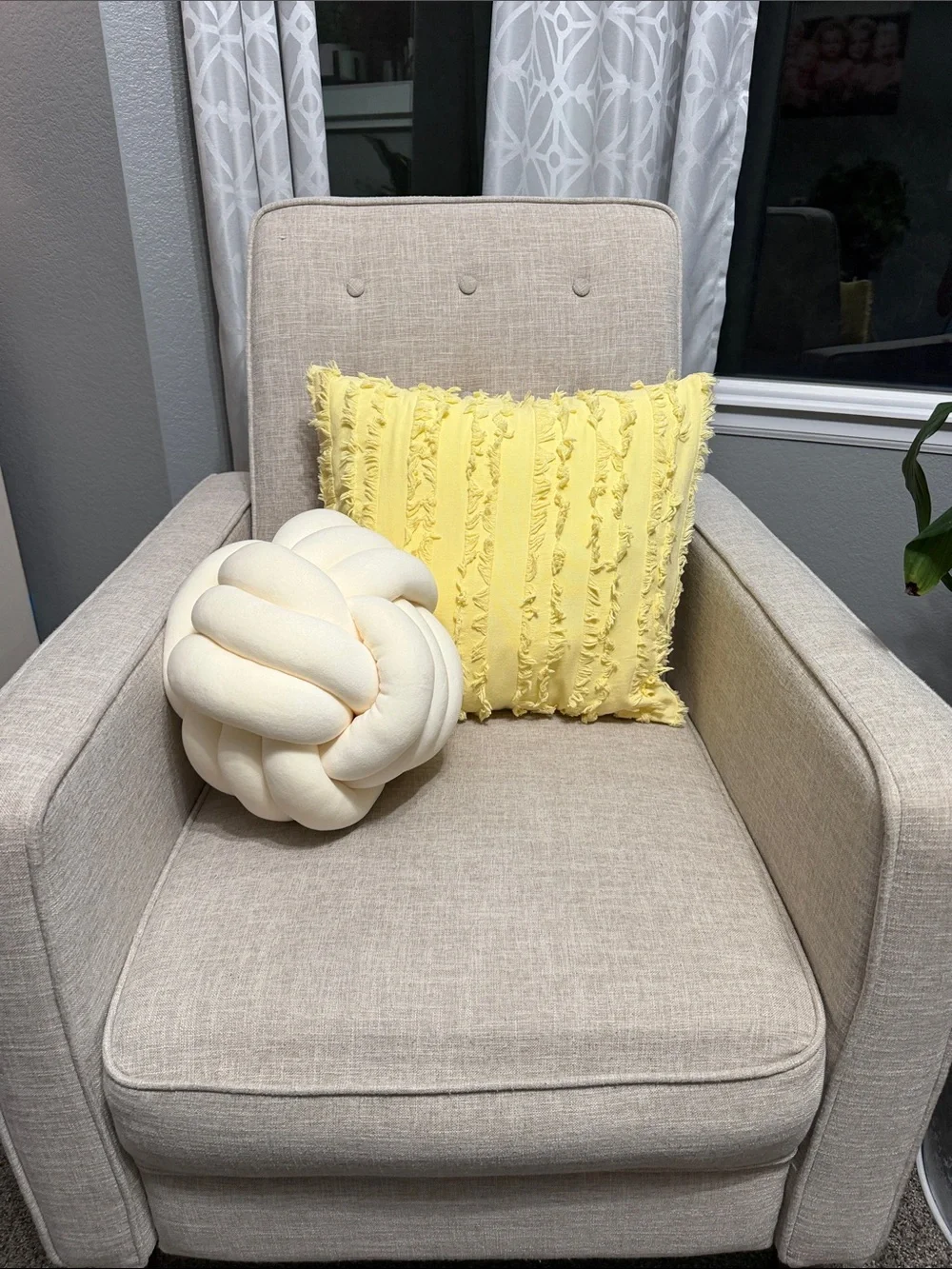 Cream Knotted Decorative Pillow